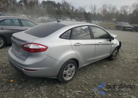 2019 Ford Fiesta Se z USA, uszkodzony, nr VIN 3FADP4BJ5KM132199